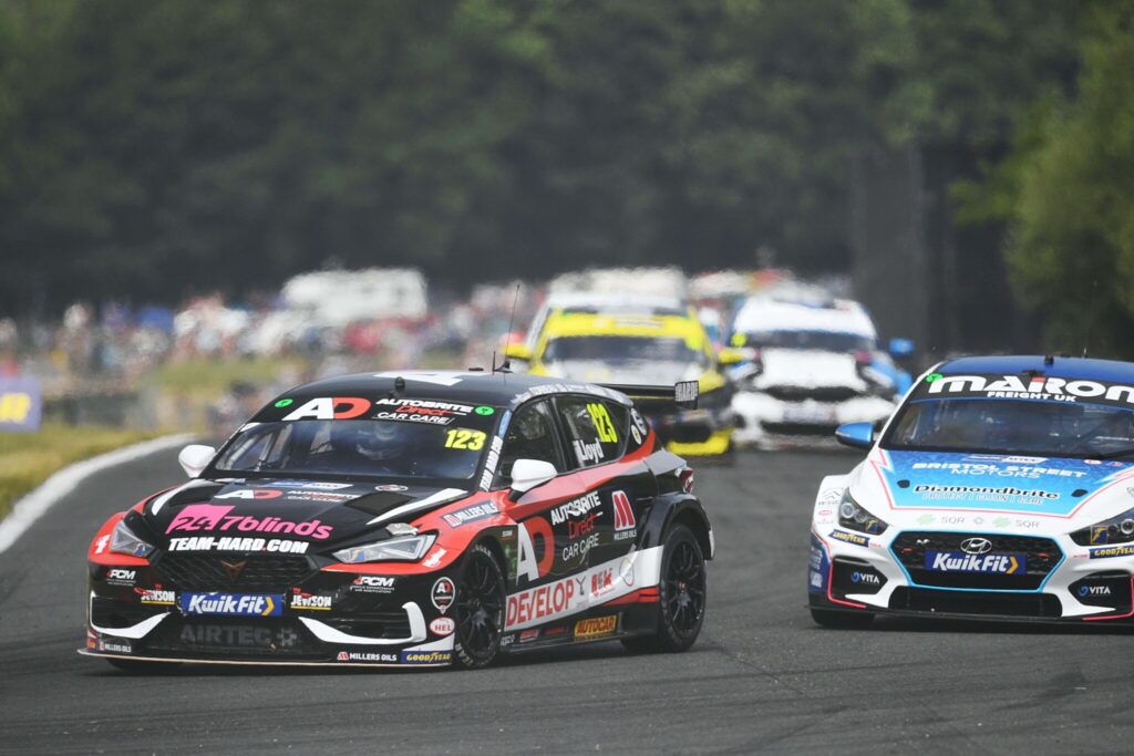 Daniel Lloyd - Autobrite Direct with Millers Oil Cupra Leon