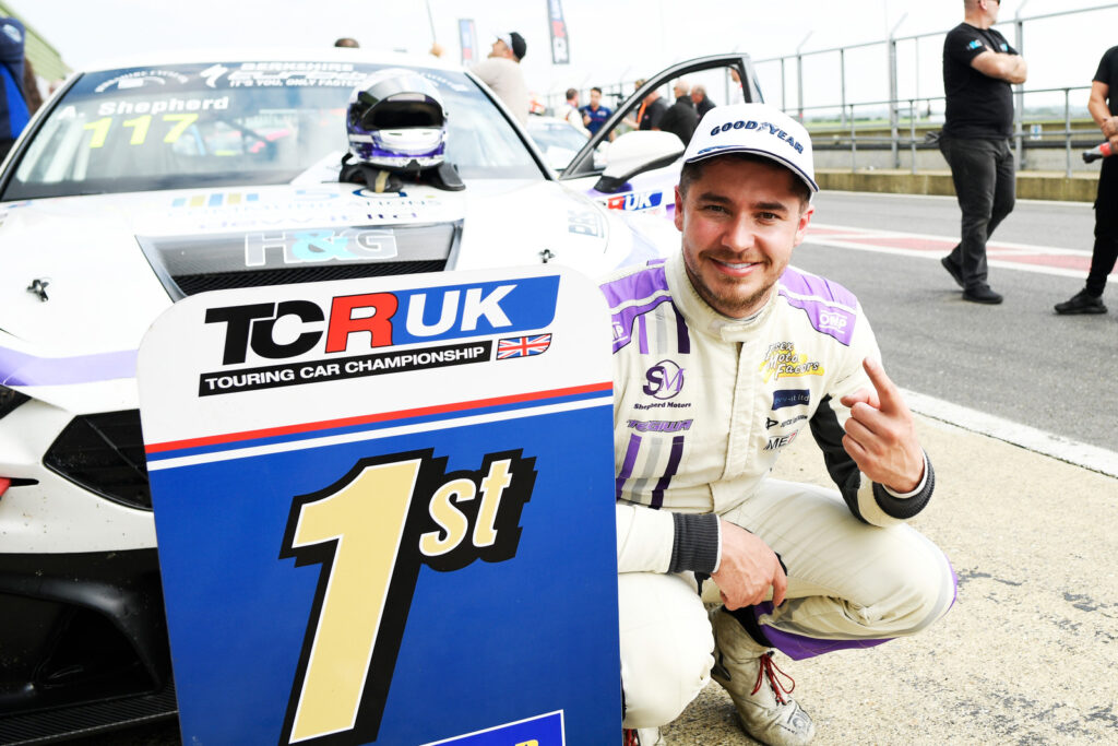 TCR