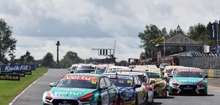 British Touring Cars Set For Croft